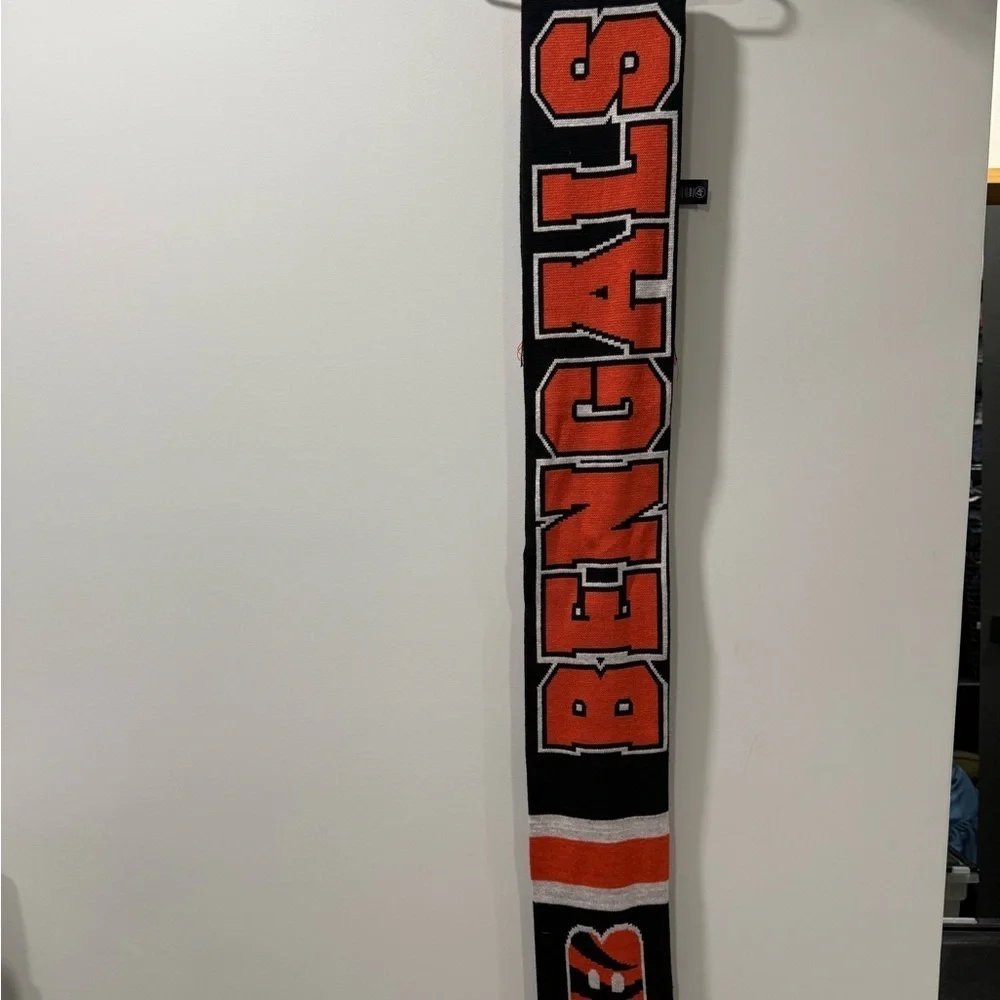 47 Brand Black and Orange Knit Scarf